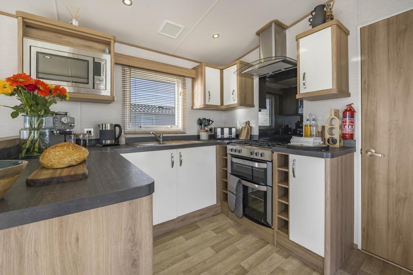 Seaview Let - Vale At Cardiff Airport Holiday home *
